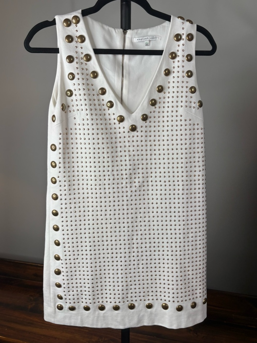 english rose White Dress with Gold Accents